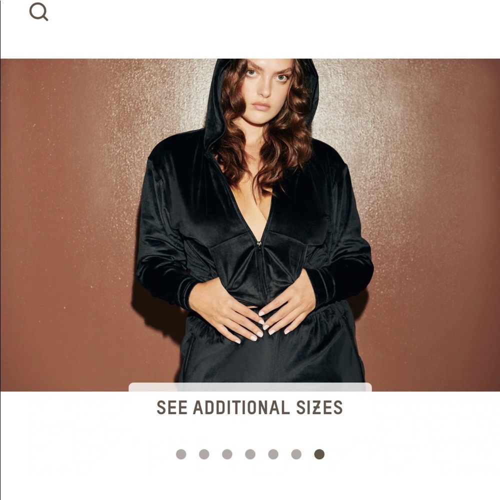 NWT SKIMS Velour Hoodie in Soot (Black)